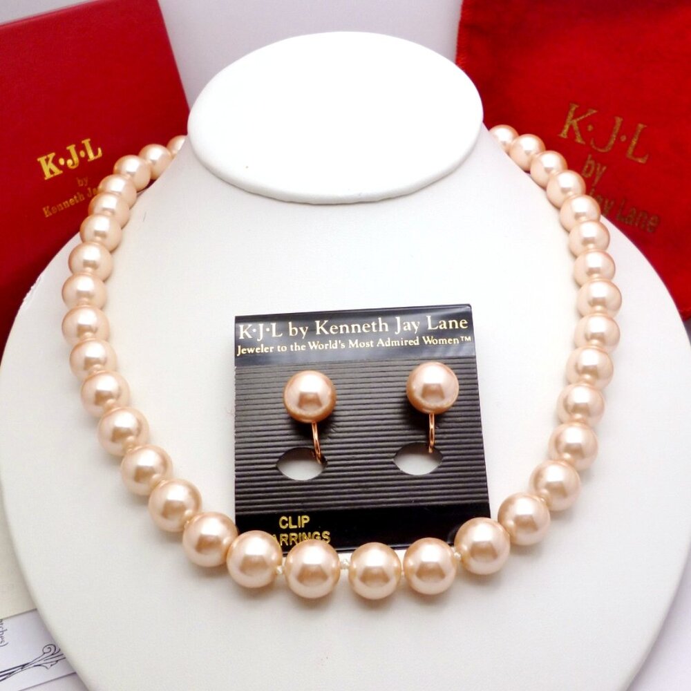 Kenneth Jay Lane Necklace & Earring Set Blush Pink Shell Pearls Clips New in Box